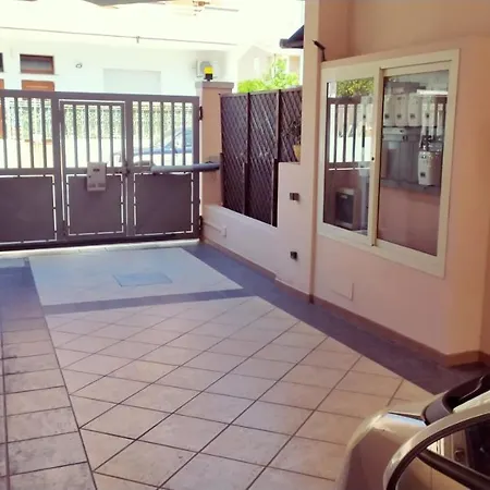 By Azzurra Tra Mare E Montagna Apartamento *